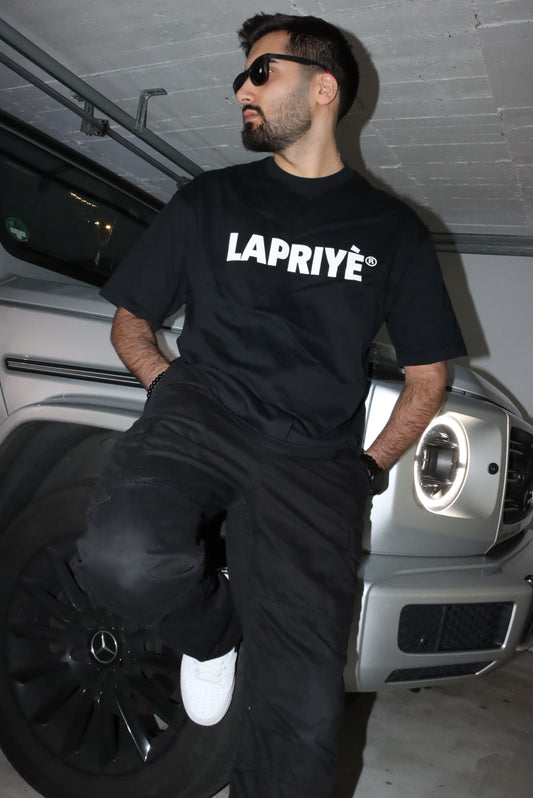 LAPRIYÈ Basic Tee in Black